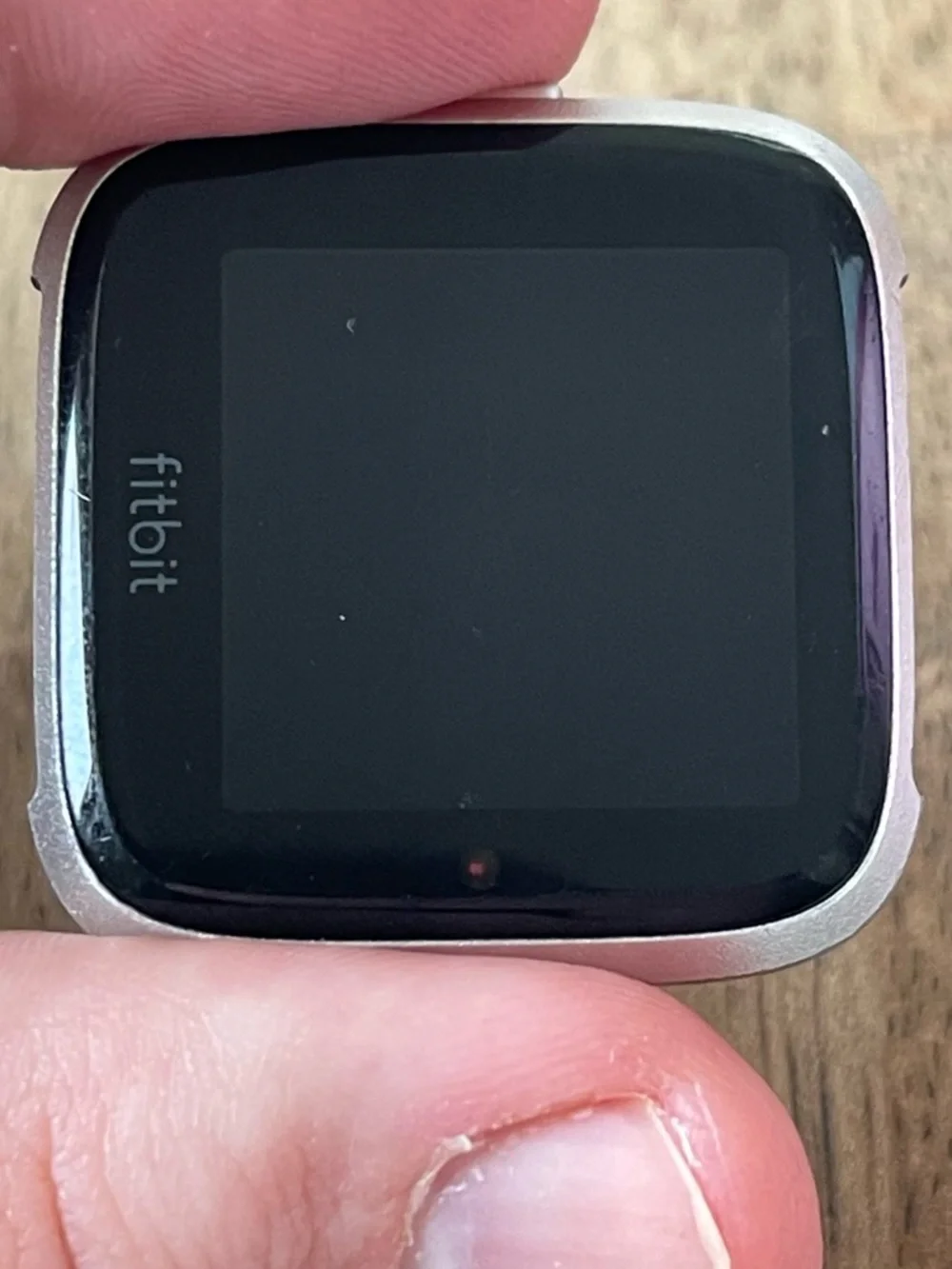 Fitbit Versa Lite Smart Watch Fitness Activity Tracker W Charger FB 415